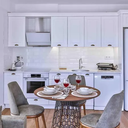 Tobi 2 / Merkezi Konumda Lueks Appartement